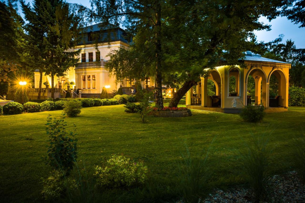 Villa Park Opole Exterior foto